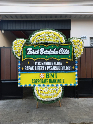 Papan Bunga Duka di Gunung Sitember