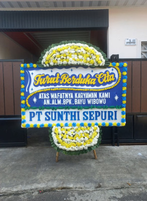 Papan Bunga Duka di Gunung Sitember
